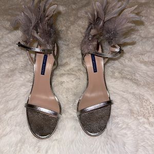 Gently loved Stuart Weitzman feather sandals.